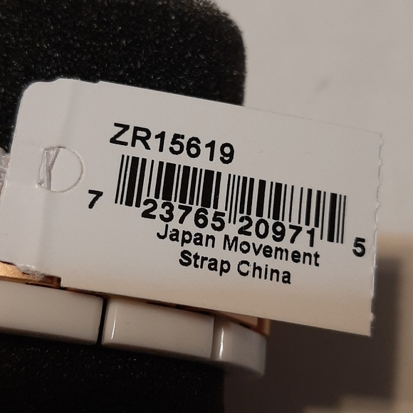 Watch - Picture 4 of 4